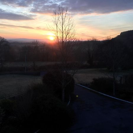 The Cottage @ Burkedale House Corofin  ภายนอก รูปภาพ